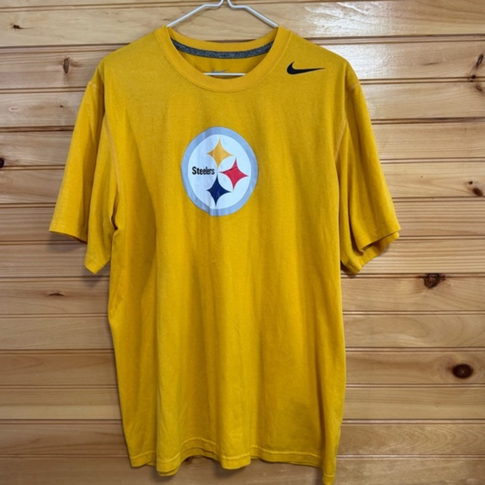 Nike Men's Yellow Steelers T-Shirt Large